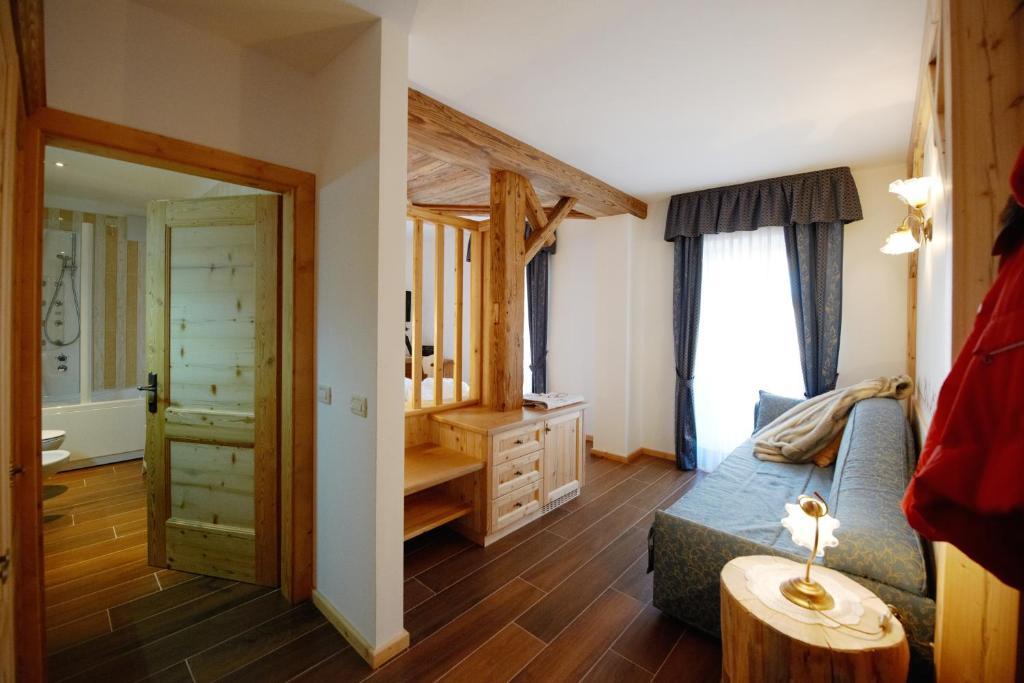 Cavallino Lovely Hotel Andalo Quarto foto